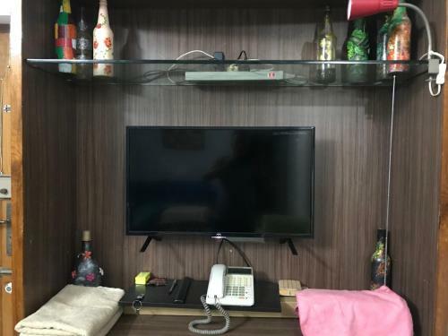 Sri Balaji Residency (Ac) 2 Bhk Apartment