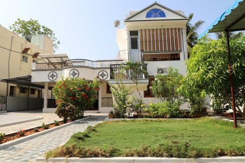 Divinehomestay Comfort Suite