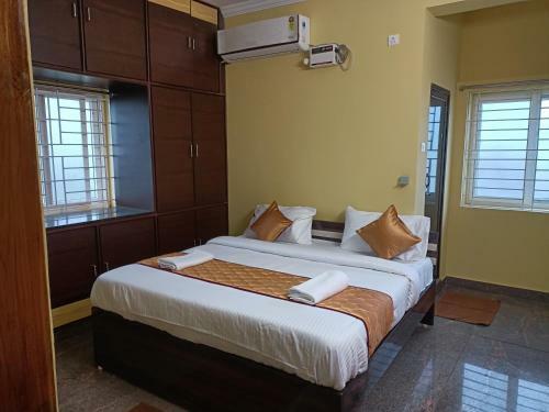 Four Seasons Home Stay