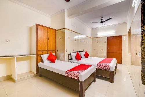 Hotel Spot On 63027 Slv Residency