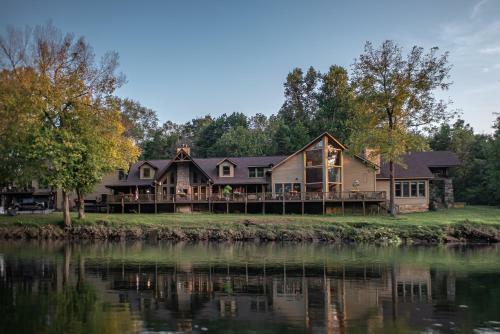 River Wellness Lodge