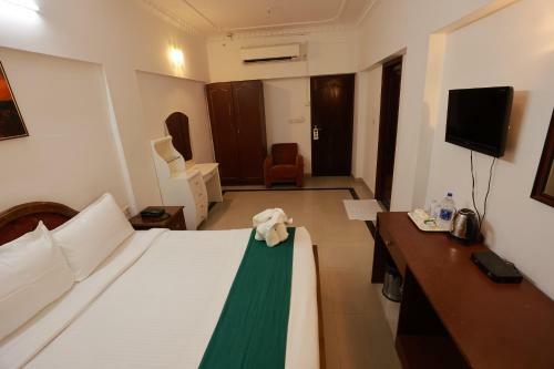 Hotel Teekay International