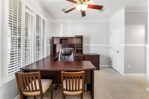 Providence Pl - Sleeps 10 - 4 Bdrms - 15 Min Dwntn