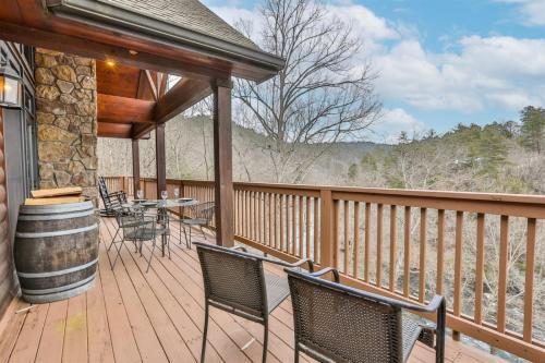 The Ellijay Lodge