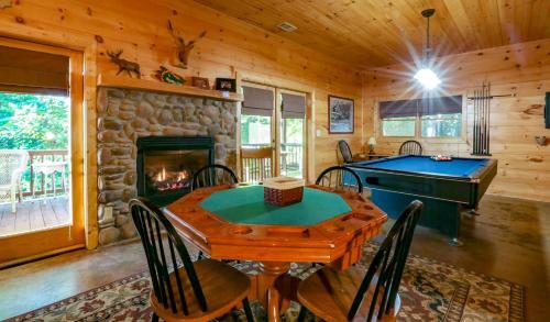 Among The Pines - Above The Rest Luxury Cabins