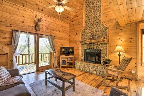 Mountain Dream Cabin In Humphrey Heights Complex