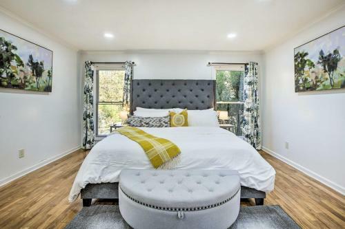 Apartamento Hilltop Marietta Apt With Custom Design And Decor
