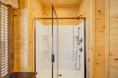 Talking Creek Lodge