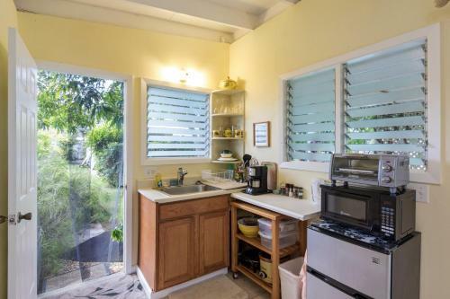 Tropical Pool Cottage Close To Kailua Beach