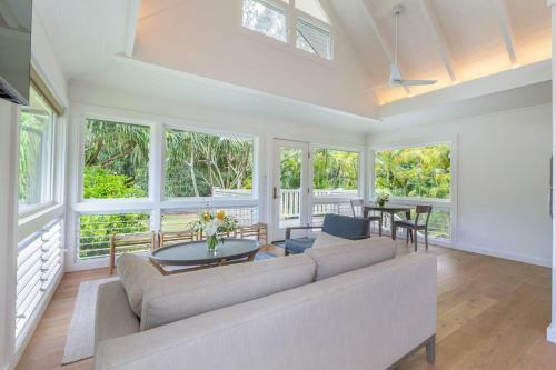Ka Hale Olu At Anini Beach Home