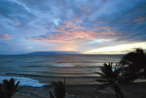 Apartamento Mahana 604 Oceanfront 1bd 1ba Condo