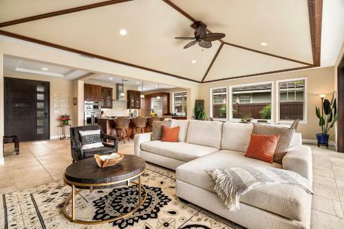 Holua House#28