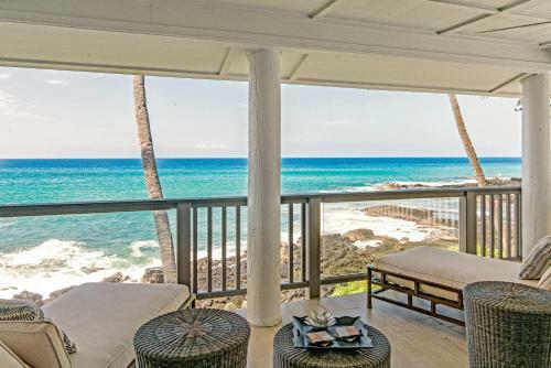 Kona Seaside Yacht Villa