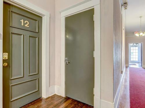 Apartamento One Bed Downtown Home With Heated Pool Access