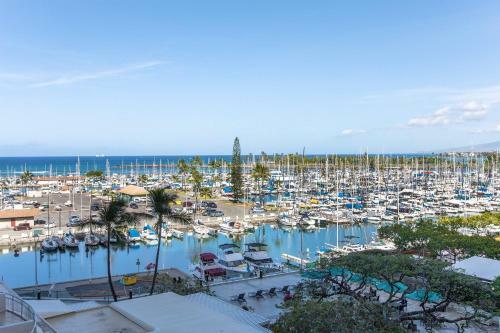 Apartamento @ Marbella Lane - Oceanview Suite Steps To Beach