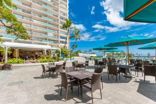 Apartamento @ Marbella Lane - Oceanview Suite Steps To Beach