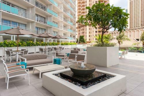 Apartamento @ Marbella Lane - Oceanview Suite Steps To Beach