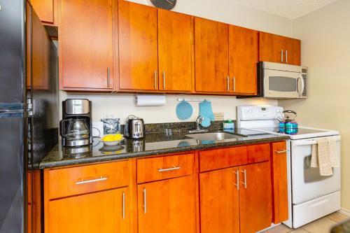Apartamento Beautiful Mountain Views, 10th Floor, Close To Beach, Parking
