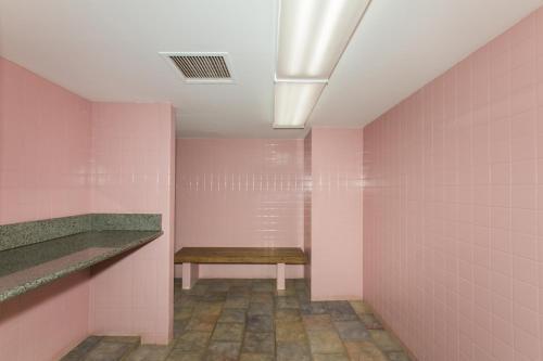 Apartamento Chateau Waikiki 607