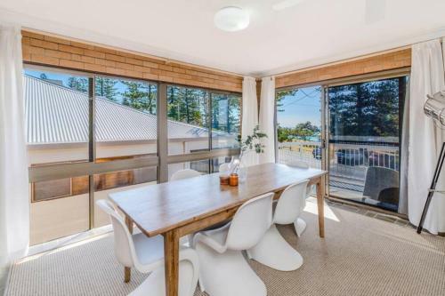 Apartamento Burleigh Yamba Unit 1. Beachside. Ocean Views, Big Backyard.