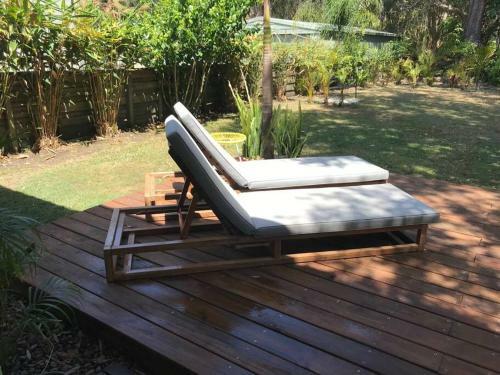 Beached @ Yamba (Water Views, Dog Friendly, Air Con)
