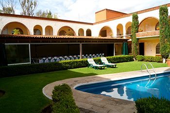 Hotel Villa Del Sol And Suites