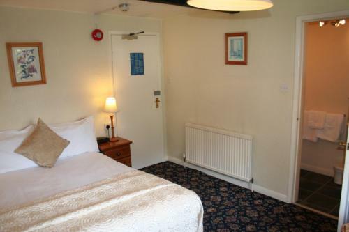 Hotel George & Dragon Inn