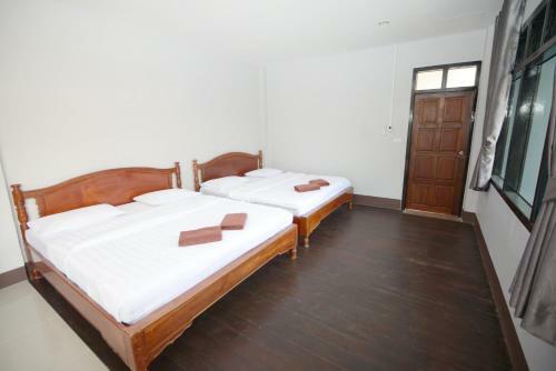 Hotel ???????? Rattanapong