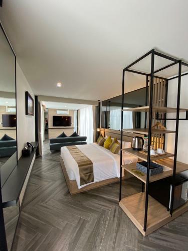 Hotel The Gold Living Life