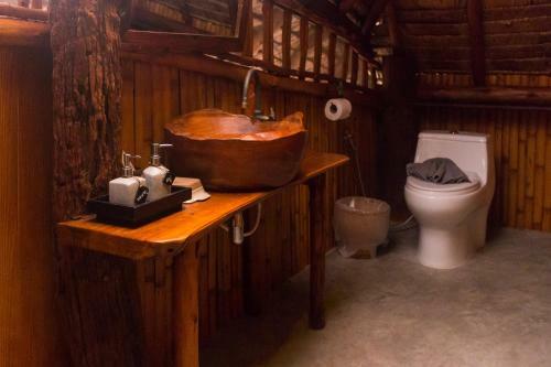 Hostal The Moken Eco Village - Sha Plus
