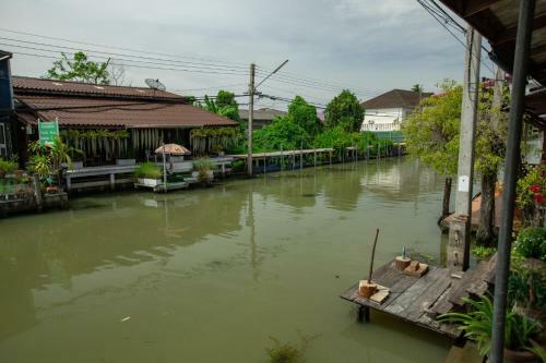 Hostal Reuan Vilawan