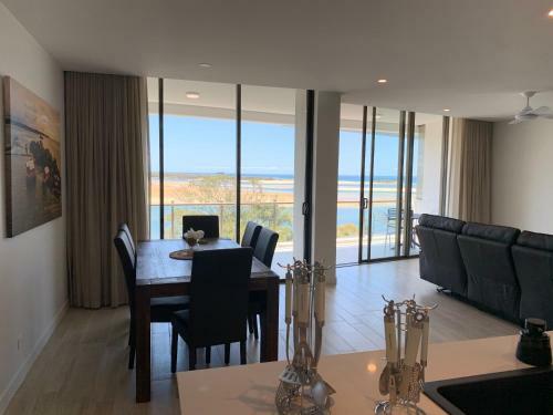 Cosmopolitan Exclusive Rental Apartments
