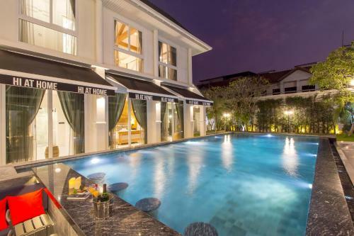 Stylish 2-villa Combination By Hi At Home