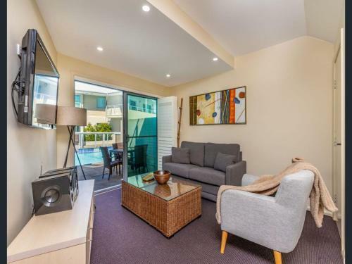 Villa Pacific Blue 140