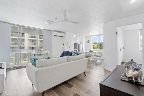 Apartamento Mandolin - Renovated Beachfront Apt 2bdrm