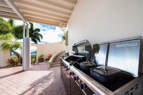 Airlie Beach Seaviews
