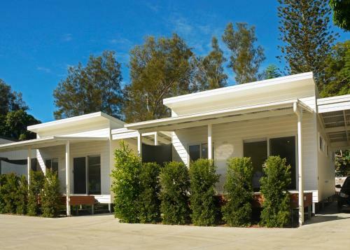Lodge 545 Esplanade