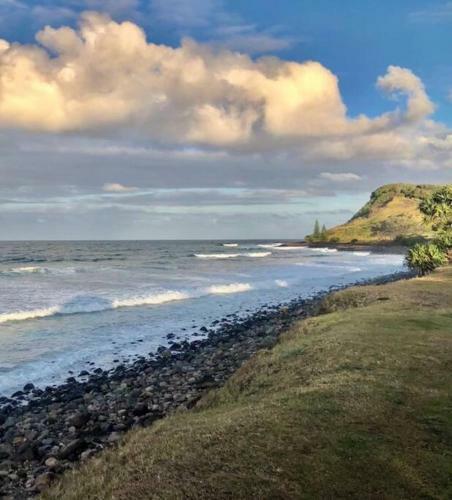 Twin Palms Lennox - Centrally Located With Ocean Views.