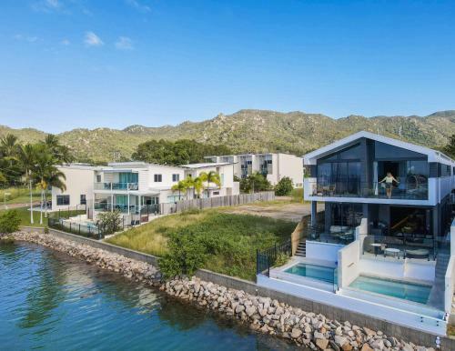 Dacha On Maggie - New! - First-class Island Luxury