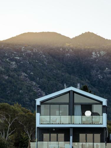 Dacha On Maggie - New! - First-class Island Luxury