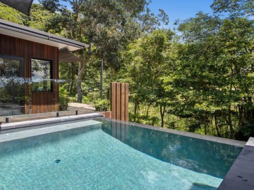 Sea Cliffs Retreat