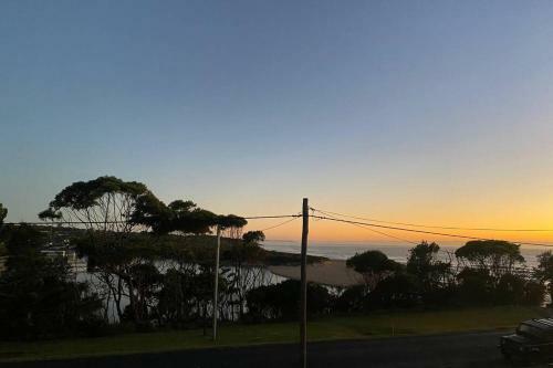 Just A Mellow Surf Escape @ Seaside, Dolphin Point