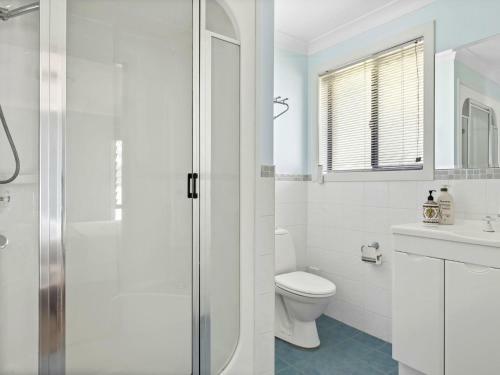 James Crescent 48