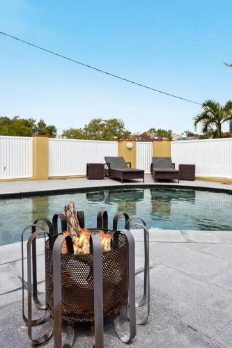 Blissful Beachside Pad / Sunrise Beach