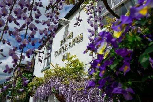 Posada The Castle Arms Inn