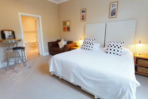Hostal Patricks With Rooms