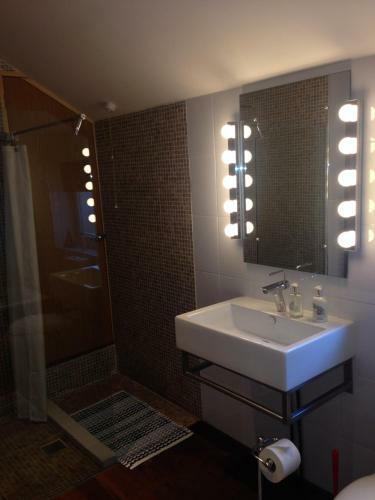 Bed & Breakfast Langland Road B