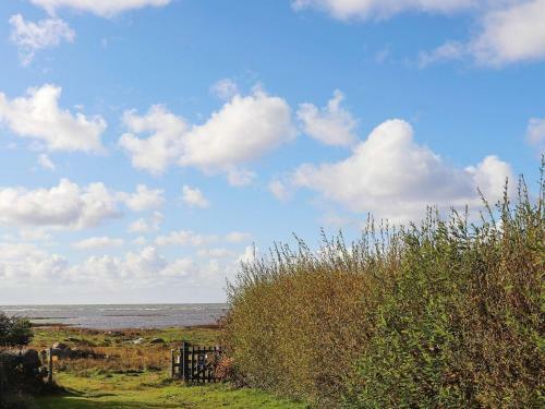 Holiday Home Tv��ker II