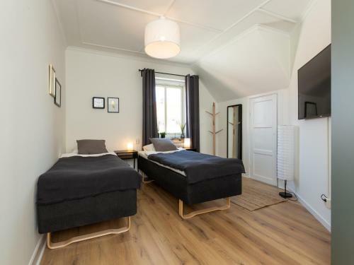 Alyhr Apartments