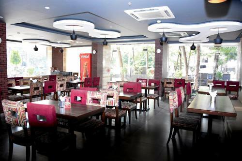 Hotel Anroute Stays Freeganj